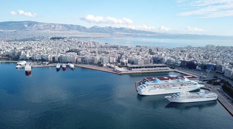 14 Σωματεία του Πειραιά καταδικάζουν την απόλυση του Κ. Γενιδούνια από την Hellenic Train