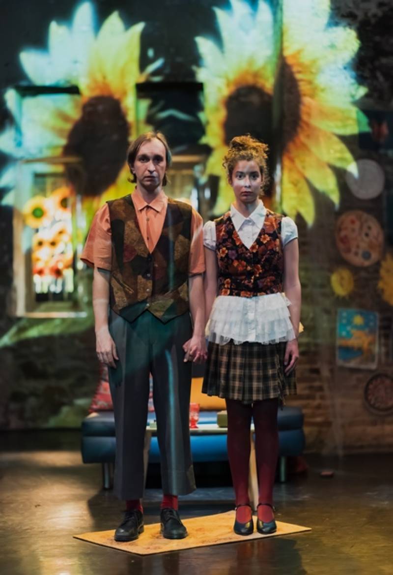 &quot;ΤΟ ΕΡΓΟ ΤΩΝ ΔΥΟ ΧΑΡΑΚΤΗΡΩΝ&quot; ΕΡΧΕΤΑΙ ΓΙΑ 2η ΧΡΟΝΙΑ ΣΤΟ ΘΕΑΤΡΟ ΦΟΥΡΝΟΣ