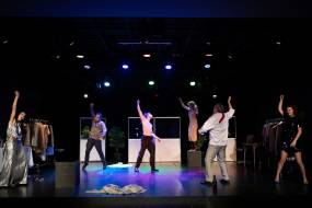 «Push Up» : Επιπλέον παραστάσεις λόγω επιτυχίας (και Παρασκευή)