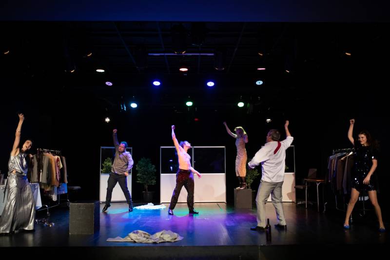 «Push Up» : Επιπλέον παραστάσεις λόγω επιτυχίας (και Παρασκευή)