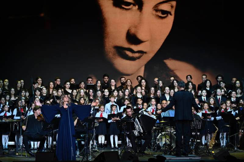 "ΣΟΦΙΑ ΒΕΜΠΟ - Η ΦΩΝΗ ΠΟΥ ΝΙΚΗΣΕ ΤΟΝ ΦΑΣΙΣΜΟ" - ΚΥΚΛΟΦΟΡΗΣΕ Η ΖΩΝΤΑΝΗ ΗΧΟΓΡΑΦΗΣΗ ΤΗΣ ΣΥΝΑΥΛΙΑΣ ΣΤΙΣ ΨΗΦΙΑΚΕΣ ΜΟΥΣΙΚΕΣ ΠΛΑΤΦΟΡΜΕΣ