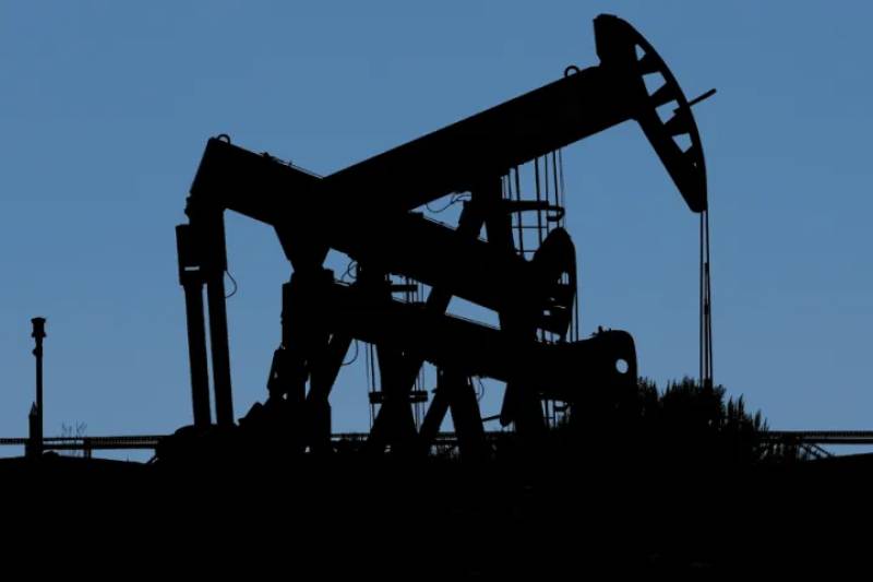 Στα 108 δολάρια το βαρέλι εκτοξεύτηκε το πετρέλαιο - Το Ιράν απειλεί ότι ενεργειακοί στόχοι «θα γίνουν στάχτη»