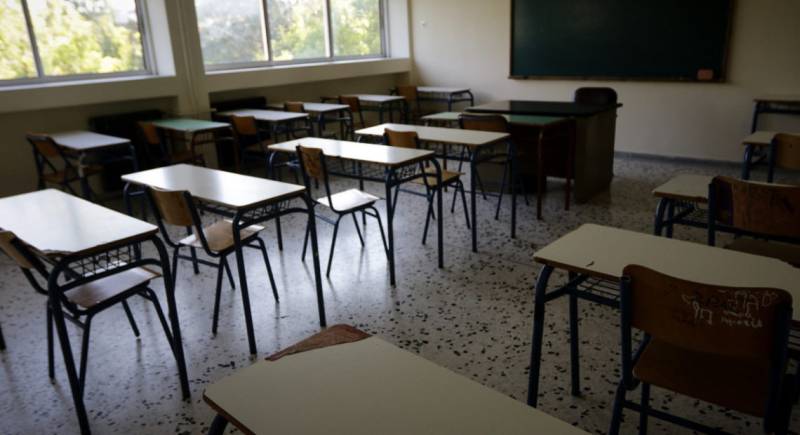 ΟΙΕΛΕ: Το σκάνδαλο των «διπλών συμβάσεων» σε ιδιωτικά σχολεία συνεχίζεται