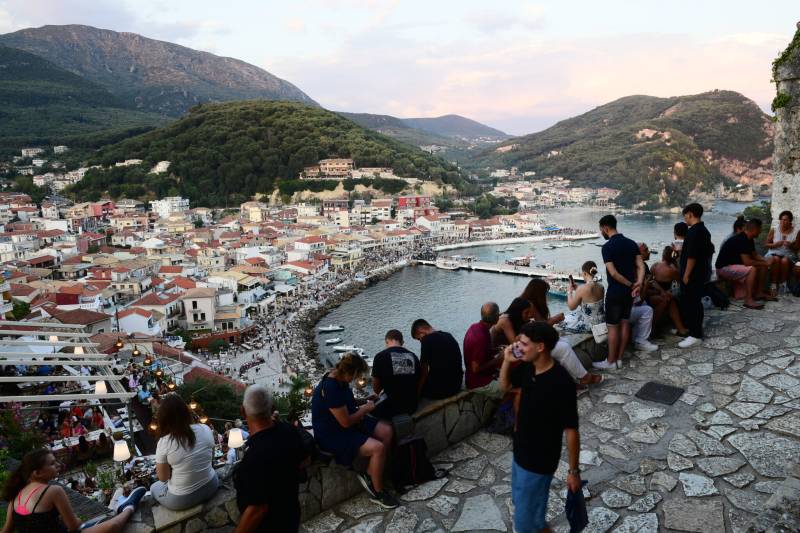 Τουρισμός για Όλους 2026: Voucher από 200 έως 600 ευρώ για διακοπές – Δικαιούχοι, αιτήσεις και προθεσμίες