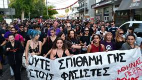 Ελευσίνα: Τα τάγματα εφόδου μαχαιρώνουν ξανά – Παραφυάδα της Χρυσής Αυγής η Propatria των δύο δραστών