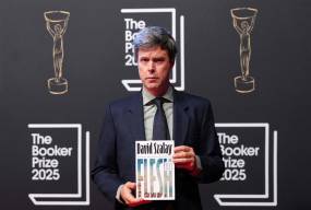 Booker 2025: Νικητής ο David Szalay για το «Flesh» - Μια ζωή που εκτροχιάζεται από τη δύναμη της μοίρας