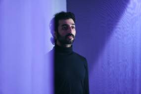 Παράταση Παραστάσεων έως 01/02 &amp; Κυκλοφορία Τραγουδιών | Κάπου Περνούσε μια Φωνή | bijoux de kant HOOD art space | Σκην.: Γ. Σκουρλέτης