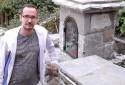 Βασίλης Καλογήρου / Αιχμές από τη μητέρα του – «Εξακολουθούν να λένε ψέματα»