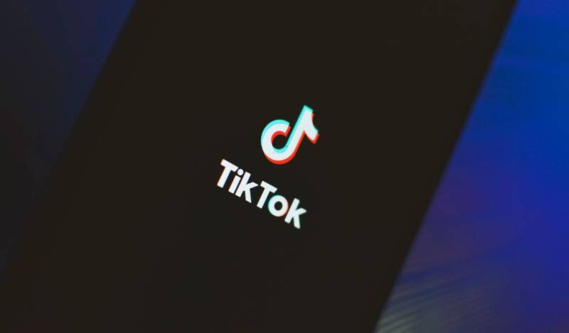 TikTok: Πρόστιμο – μαμούθ 400 εκατ. δολαρίων για παραβίαση προσωπικών δεδομένων ανηλίκων
