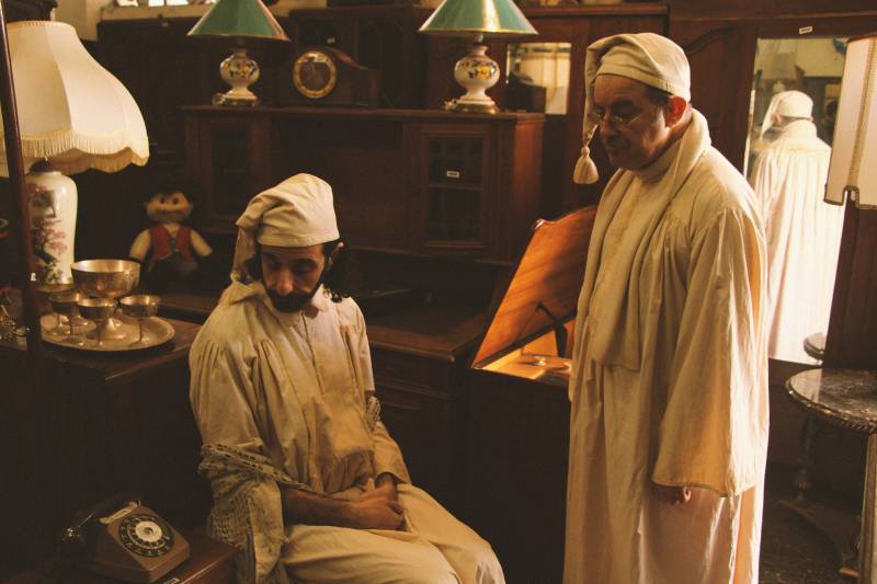 "Πανδοχείον η Φιλόξενη Ερημία" του Επαμεινώνδα Γονατά | Η νέα παράσταση της bijoux de kant στο HOOD | Σκην.: Γιάννης Σκουρλέτης