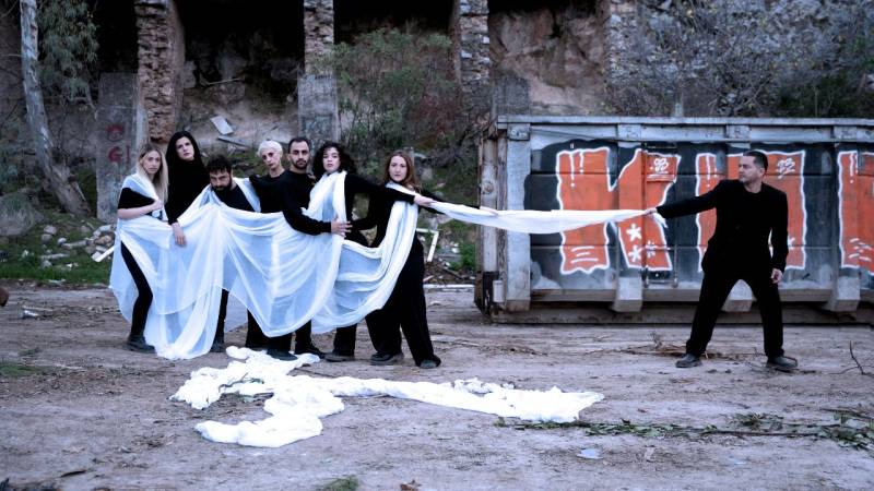 "ΕΡΩΦΙΛΗ" σε σκηνοθεσία Εμμ. Μαύρου, από 4 Φεβρουαρίου και κάθε Τετάρτη στις 20:30 στο θέατρο ΔΡΟΜΟΣ