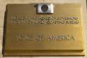 Τραμπ / «Φιμώνει» το «Voice of America» μετά από 83 χρόνια λειτουργίας