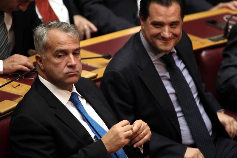 Προκλητικός Άδωνις για Βορίδη – Αυγενάκη: «Τι αποφάσισε η ΝΔ; Ότι δεν χρειάζεται να ελεγχθούν. Τελεία»