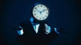 Η Ολίνα κυκλοφορεί το single «Deiktes» και ανακοινώνει το πρώτο album της