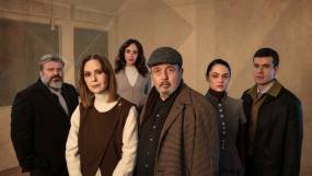 Ερρίκου Ίψεν ΑΡΧΙΜΑΣΤΟΡΑΣ ΣΟΛΝΕΣ | Σκηνοθεσία: Κωνσταντίνος Ασπιώτης | Θέατρο Τέχνης Καρόλου Κουν-Υπόγειο | Από Πέμπτη 16 Απριλίου 2026 | Για περιορισμένο αριθμό παραστάσεων | Early bird: 13 €