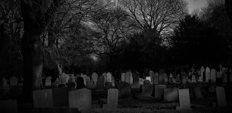 Σοκ σε Τρινιντάντ και Τομπάγκο: Πέταξαν τα λείψανα 50 παιδιών σε νεκροταφείο